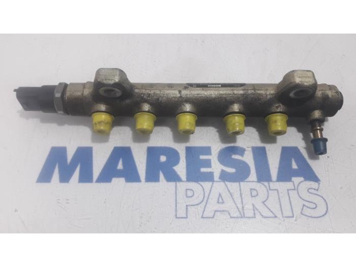 Gebruikte Verstuiver brug Renault Master II (FD/HD) 2.5 dCi 16V Prijs € 60,00 Margeregeling aangeboden door Maresia Parts