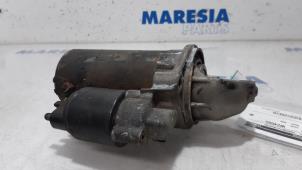 Gebruikte Startmotor Mercedes Vito (638.1/2) 2.3 110D Prijs € 50,00 Margeregeling aangeboden door Maresia Parts