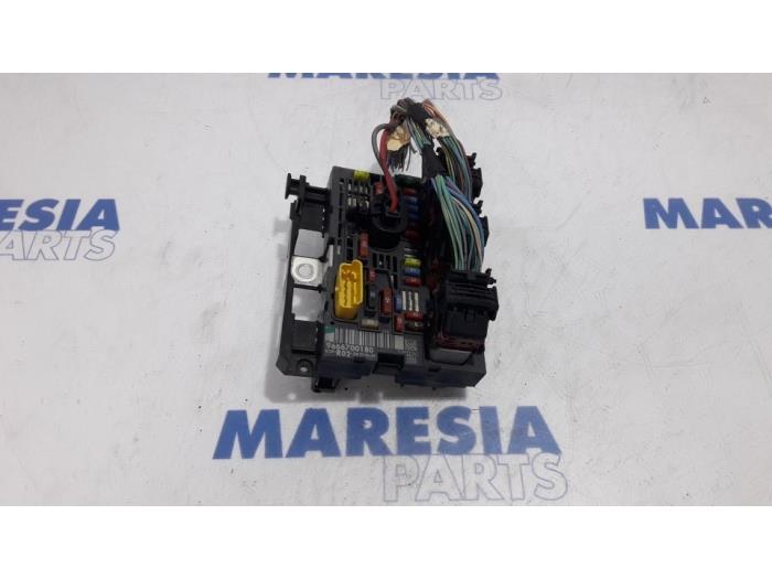 BOITIER BSM - Peugeot 3008 I PH.2 - 9807028580 - N1-3016V EUR 122,86