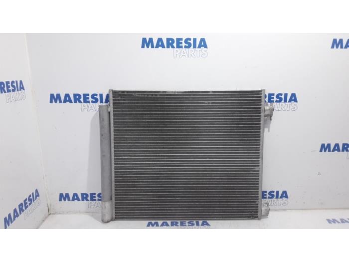 Gebruikte Airco Condensor Renault Espace (RFCJ) 1.6 Tce 200 Prijs € 64,95 Margeregeling aangeboden door Maresia Parts