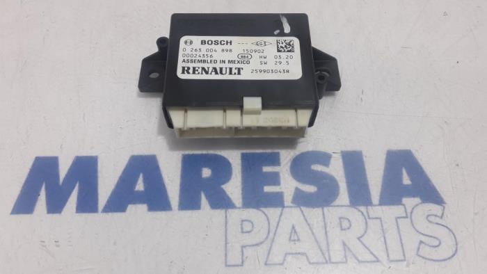 Gebruikte Module PDC Renault Espace (RFCJ) 1.6 Tce 200 Prijs € 110,00 Margeregeling aangeboden door Maresia Parts