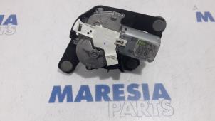Gebruikte Ruitenwissermotor achter Citroen C5 III Tourer (RW) 1.6 16V THP 155 Prijs € 60,00 Margeregeling aangeboden door Maresia Parts