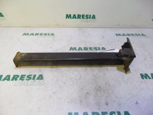 Gebruikte Subframe Citroen C4 Berline (LC) 1.6 16V Prijs € 30,00 Margeregeling aangeboden door Maresia Parts