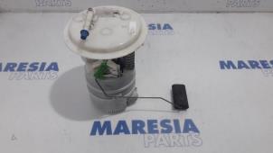 Gebruikte Tank element Pomp Peugeot 308 (4A/C) 1.6 16V THP 150 Prijs € 25,00 Margeregeling aangeboden door Maresia Parts
