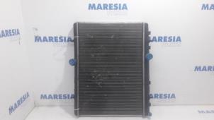 Gebruikte Radiateur Peugeot 308 (4A/C) 1.6 16V THP 150 Prijs € 30,00 Margeregeling aangeboden door Maresia Parts