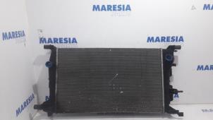 Gebruikte Radiateur Renault Megane III Grandtour (KZ) 1.5 dCi 90 Prijs € 35,00 Margeregeling aangeboden door Maresia Parts