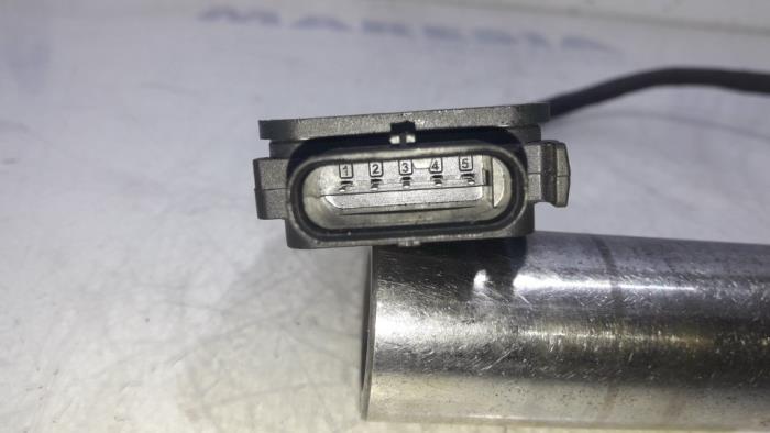 Nox sensor van een Peugeot 2008 (CU) 1.5 BlueHDi 100 2019