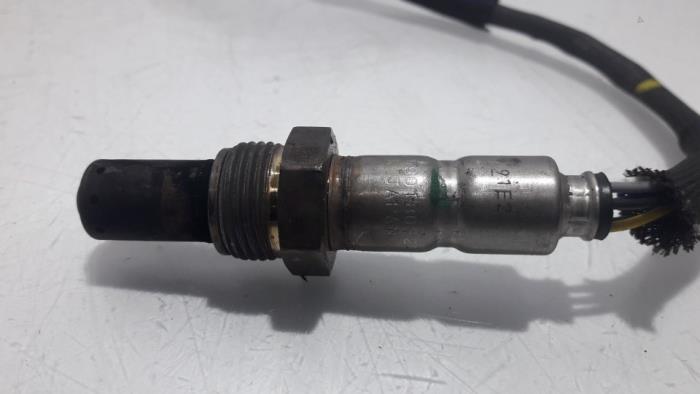 Nox sensor van een Peugeot 2008 (CU) 1.5 BlueHDi 100 2019