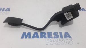 Gebruikte Gaspedaalpositie Sensor Peugeot 508 (8D) 2.0 Hybrid4 16V Prijs € 35,00 Margeregeling aangeboden door Maresia Parts