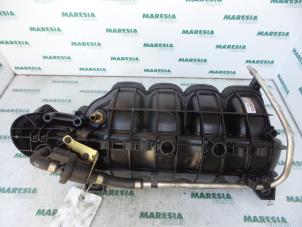 Gebruikte Inlaatspruitstuk Alfa Romeo 147 (937) 1.6 Twin Spark 16V Prijs € 50,00 Margeregeling aangeboden door Maresia Parts