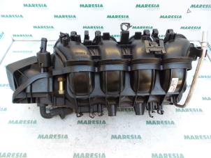 Gebruikte Inlaatspruitstuk Alfa Romeo 147 (937) 1.6 Twin Spark 16V Prijs € 50,00 Margeregeling aangeboden door Maresia Parts