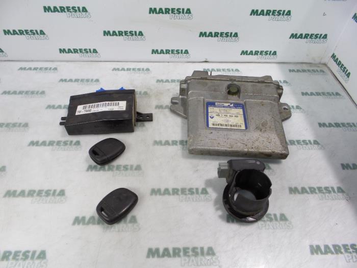 Gebruikte Computer Motormanagement Renault Kangoo (KC) 1.9 D 55 Prijs € 90,75 Inclusief btw aangeboden door Maresia Parts