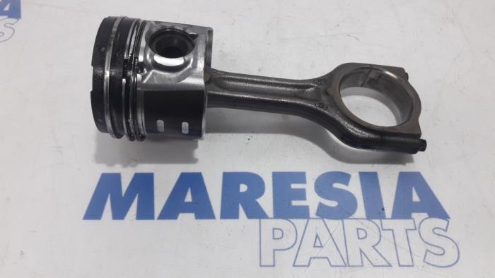 Gebruikte Zuiger Citroen Berlingo 1.6 Hdi 16V 90 Prijs € 60,50 Inclusief btw aangeboden door Maresia Parts