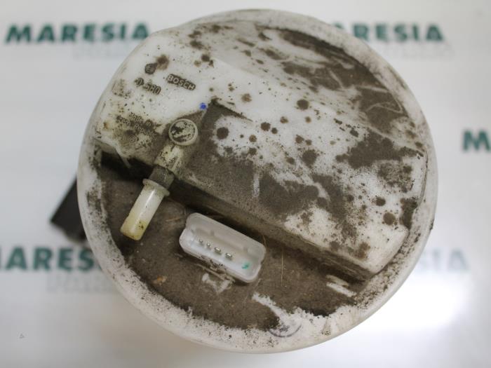 Gebruikte Tank element Pomp Citroen C3 (FC/FL/FT) 1.4 Prijs € 35,00 Margeregeling aangeboden door Maresia Parts