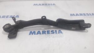 Gebruikte Subframe Peugeot 508 (8D) 1.6 HDiF 16V Prijs € 35,00 Margeregeling aangeboden door Maresia Parts