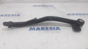 Gebruikte Subframe Peugeot 508 (8D) 1.6 HDiF 16V Prijs € 35,00 Margeregeling aangeboden door Maresia Parts