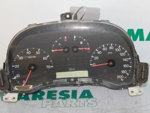 Gebruikte Cockpit Fiat Punto II (188) 1.9 JTD 80 ELX 3-Drs. Prijs € 25,00 Margeregeling aangeboden door Maresia Parts