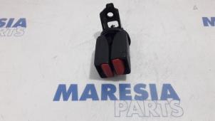 Gebruikte Veiligheidsgordel Insteek links-achter Peugeot 508 (8D) 2.0 Hybrid4 16V Prijs € 50,00 Margeregeling aangeboden door Maresia Parts