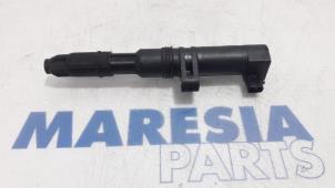 Gebruikte Pen Bobine Renault Megane II Grandtour (KM) 1.6 16V Prijs € 10,00 Margeregeling aangeboden door Maresia Parts