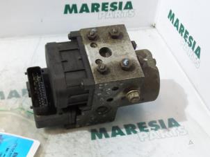 Gebruikte ABS Pomp Alfa Romeo 156 (932) 2.5 V6 24V Prijs € 45,00 Margeregeling aangeboden door Maresia Parts