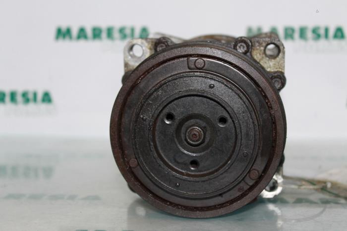 Gebruikte Aircopomp Renault Clio Prijs € 50,00 Margeregeling aangeboden door Maresia Parts