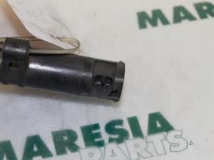 Gebruikte Bobine Renault Laguna II Grandtour (KG) 1.8 16V Prijs € 10,00 Margeregeling aangeboden door Maresia Parts