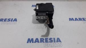 Gebruikte ABS Pomp Peugeot 308 SW (4E/H) 1.6 HDi 16V FAP Prijs € 131,25 Margeregeling aangeboden door Maresia Parts