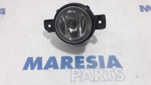 Gebruikte Mistlamp rechts-voor Renault Espace (JK) 2.0 16V Turbo Prijs € 10,00 Margeregeling aangeboden door Maresia Parts