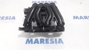 Gebruikte Inlaatspruitstuk Fiat Panda (169) 1.2 Fire Prijs € 80,00 Margeregeling aangeboden door Maresia Parts