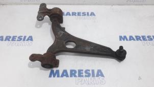 Gebruikte Draagarm onder links-voor Fiat Ulysse (179) 2.2 JTD 16V Prijs € 50,00 Margeregeling aangeboden door Maresia Parts