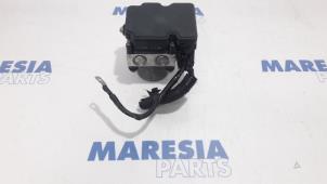 Gebruikte ABS Pomp Renault Kangoo Express (FW) 1.5 dCi 75 Prijs € 108,84 Inclusief btw aangeboden door Maresia Parts