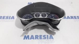 Gebruikte Cockpit Lancia Delta (844) 1.6 D Multijet 16V 120 Prijs € 105,00 Margeregeling aangeboden door Maresia Parts