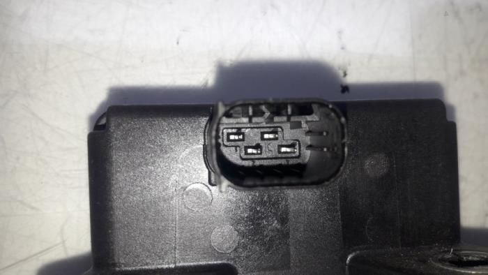 Esp computer van een Renault Scénic III (JZ) 1.2 16V TCe 115 Energy 2013