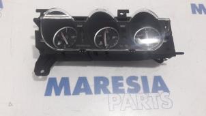 Gebruikte Display Interieur Alfa Romeo 159 Sportwagon (939BX) 2.4 JTDm 20V Prijs € 50,00 Margeregeling aangeboden door Maresia Parts