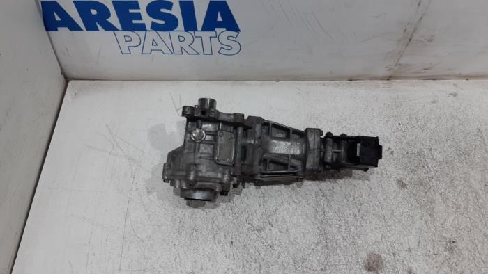 Differentieel voor van een Citroën C-Crosser 2.2 HDiF 16V 2008