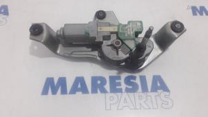 Gebruikte Ruitenwissermotor achter Citroen C-Crosser 2.2 HDiF 16V Prijs € 90,00 Margeregeling aangeboden door Maresia Parts