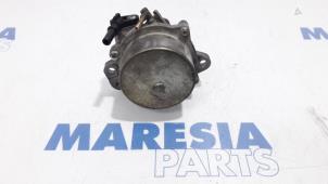 Gebruikte Vacuumpomp (Diesel) Fiat Punto III (199) 1.3 JTD Multijet 80 16V Prijs € 30,00 Margeregeling aangeboden door Maresia Parts