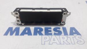 Gebruikte Display Interieur Peugeot Partner (GC/GF/GG/GJ/GK) 1.6 HDI 75 16V Prijs € 36,30 Inclusief btw aangeboden door Maresia Parts