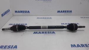 Gebruikte Steekas rechts-voor Citroen C3 (SC) 1.2 VTi 82 12V Prijs € 40,00 Margeregeling aangeboden door Maresia Parts