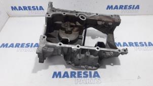 Gebruikte Carterpan Renault Megane IV (RFBB) 1.2 Energy TCE 130 Prijs € 90,00 Margeregeling aangeboden door Maresia Parts