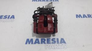 Gebruikte Remklauw (Tang) links-achter Alfa Romeo MiTo (955) 0.9 TwinAir Prijs € 45,00 Margeregeling aangeboden door Maresia Parts