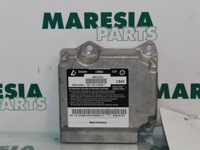 Gebruikte Module Airbag Fiat Stilo (192A/B) 2.4 20V Abarth 3-Drs. Prijs € 100,00 Margeregeling aangeboden door Maresia Parts