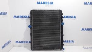 Gebruikte Radiateur Citroen DS3 (SA) 1.6 16V VTS THP 155 Prijs € 35,00 Margeregeling aangeboden door Maresia Parts