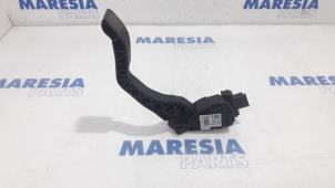Gebruikte Sensor Gaspedaalpositie Citroen C3 (SC) 1.6 HDi 92 Prijs € 20,00 Margeregeling aangeboden door Maresia Parts