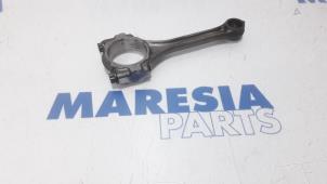 Gebruikte Drijfstang Citroen C1 1.0 12V Prijs € 50,00 Margeregeling aangeboden door Maresia Parts