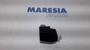 Gebruikte Elektronisch kontaktslot Peugeot 508 (8D) 2.0 Hybrid4 16V Prijs € 100,00 Margeregeling aangeboden door Maresia Parts