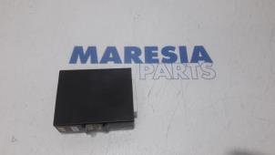Gebruikte Module (diversen) Renault Master III (EV/HV/UV/VA/VB/VD/VF/VG/VJ) 2.3 dCi 135 16V FWD Prijs € 127,05 Inclusief btw aangeboden door Maresia Parts