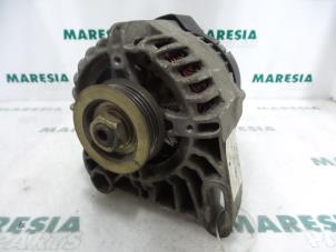 Gebruikte Alternator Lancia Ypsilon (840) 1.2 LS,LX 16V Prijs € 40,00 Margeregeling aangeboden door Maresia Parts