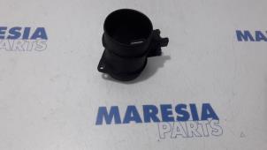 Gebruikte Luchthoeveelheidsmeter Renault Master IV (EV/HV/UV/VA/VB/VD/VF/VG/VJ) 2.3 dCi 135 16V FWD Prijs € 60,50 Inclusief btw aangeboden door Maresia Parts