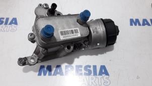 Gebruikte Oliefilterhouder Alfa Romeo Giulietta (940) 1.6 JTDm 16V Prijs € 105,00 Margeregeling aangeboden door Maresia Parts